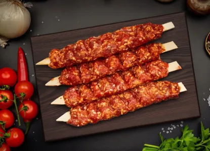 Bild von Adana Kebabspieß - Adana Kebap Sis 1kg