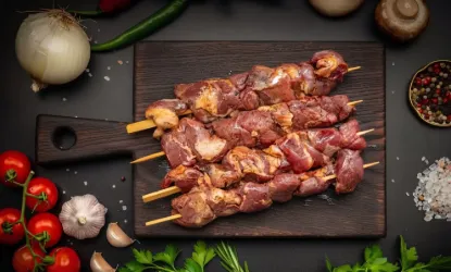 Bild von Lammspieße mit Sauce - Soslu Kuzu Sis (500g)